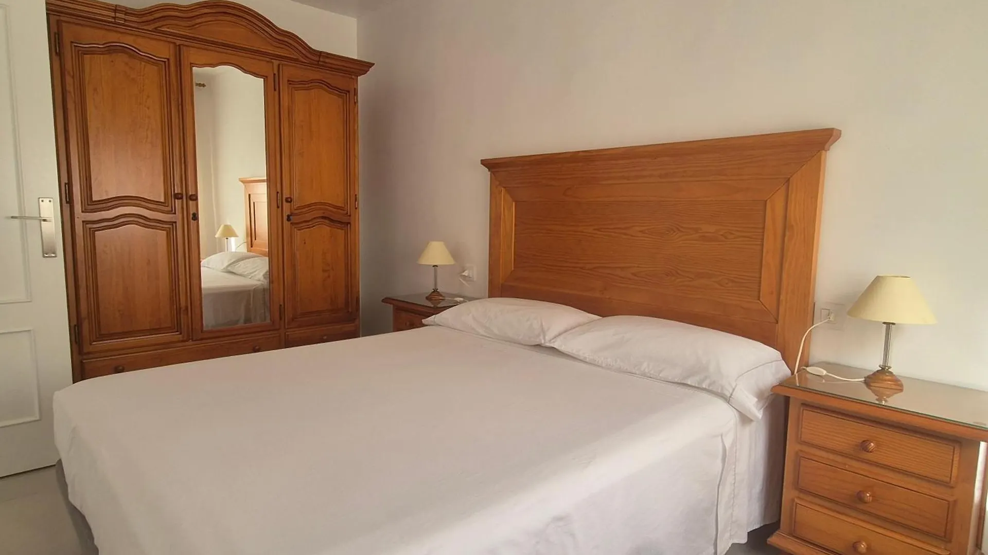 Apartamentos Bajel Carboneras